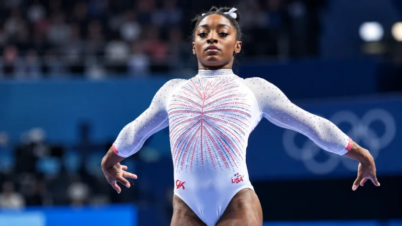 Simone Biles with fellow Olympic gymnasts